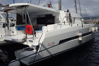 Charter Catamaran BALI - CATANA 4.5 Raiatea