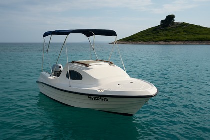 Charter Motorboat Sport Mare doo M Sport 500 Pakoštane