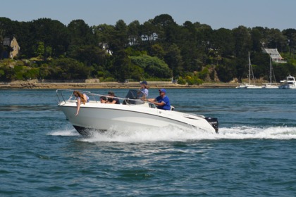 Rental Motorboat Karnic 1851 Open Arradon