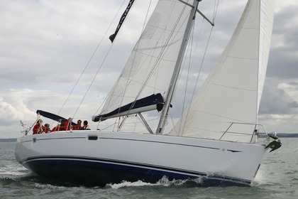 Hire Sailboat Jeanneau Sun Odyssey 49 Lymington