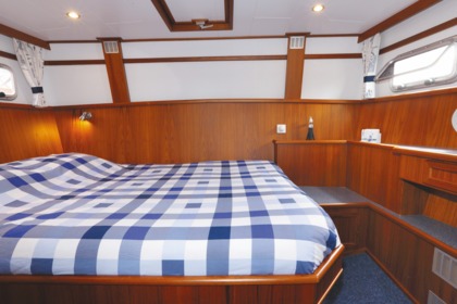 Verhuur Woonboot De Drait Kotterjacht 10.7 GL Woudsend