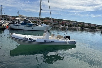 Charter RIB Valiant Classic 630 Bibinje