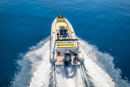 Miete Motorboot Predator 900 Kalamata Marina