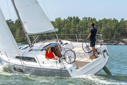 Miete Segelboot Bénéteau Oceanis 30.1 La Rochelle