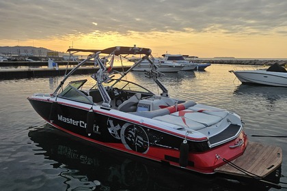 Hire Motorboat Mastecraft X35 Mandelieu-La Napoule