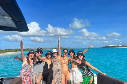 Rental Motorboat Fjord 38 Xpress Turks and Caicos Islands