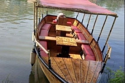 Aluguel Lancha Wooden boat Boat Virpazar