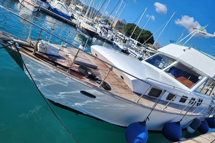 Charter Motorboat San Lorenzo SAN LORENZO 40 Palermo