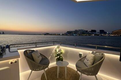 Hire Motor yacht AL Kaus AL Kaus Yas Island