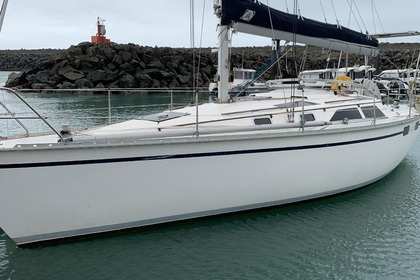 Rental Sailboat Hunter Legend 35-5 Bourgenay