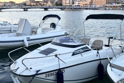 Miete Motorboot Quicksilver 555 Cabin Zadar