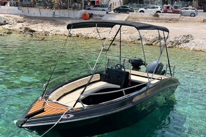 Hyra båt Båt utan licens  Nireus 490 Zakynthos