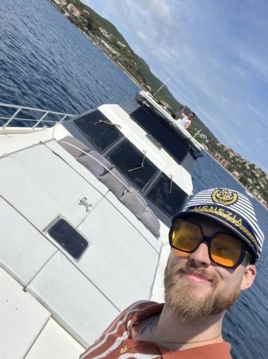 Saint-Tropez Motorboat Guy Couach 1701 alt tag text