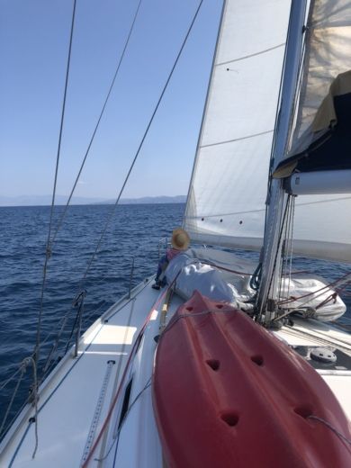 Il Pireo Sailboat BENETEAU CYCLADES 43.4 alt tag text