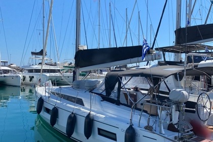 Location Voilier Beneteau OCEANIS 40.1 Alimos