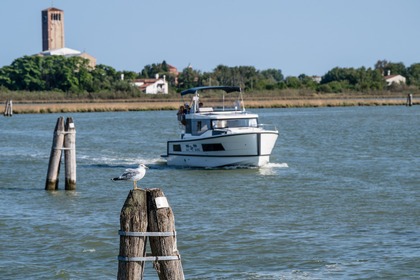 Hyra båt Husbåt Houseboat Grand 37 Casale sul Sile
