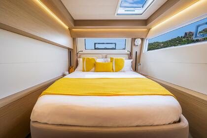 Charter Catamaran Lagoon 51 Split