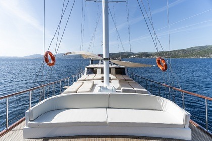 Hire Gulet Luxury & Wide & Spacious Comfortable Bodrum