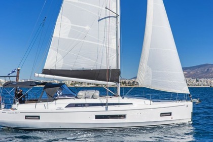 Verhuur Zeilboot Bénéteau Oceanis 40.1 Alimos