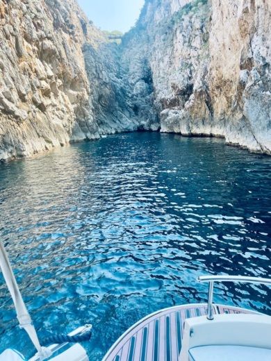 Sorrente Motorboat Teresida Partenope 25 alt tag text