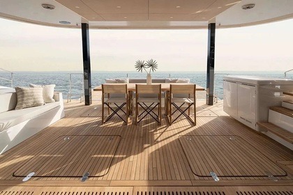 Charter Catamaran Sunreef 70 Sint Maarten