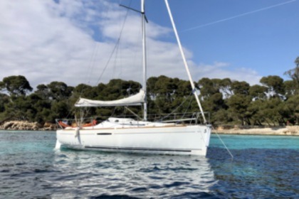 Charter Sailboat Beneteau First 21.7 Cannes