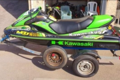 Rental Motorboat Kawasaki STX-15F Sisco