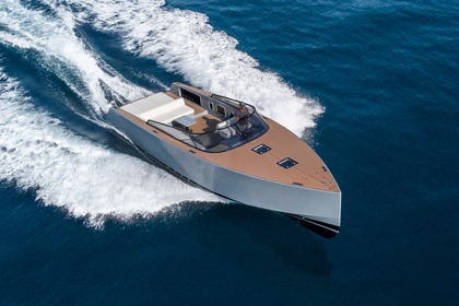 Rental Motorboat Van Dutch Van Dutch 40 Saint-Tropez