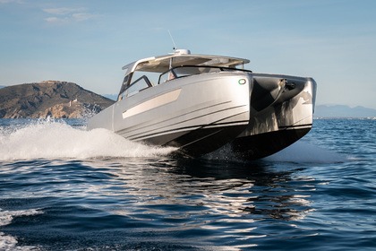 Hyra båt Motorbåt YOT YOT 36 Bonifacio