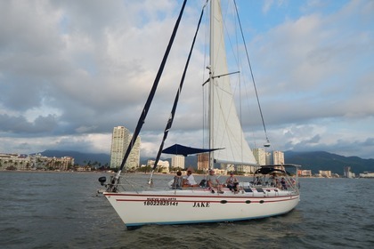 Hire Sailboat Hunter 50 Puerto Vallarta