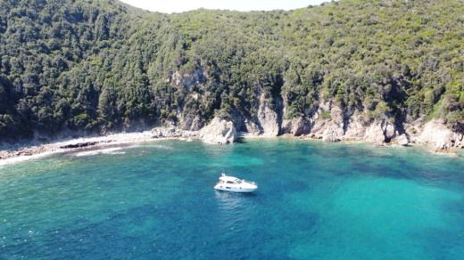 Αιάκειο Motorboat Jeanneau Prestige 390 S alt tag text