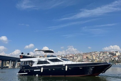 Hire Motor yacht custom-made 2000 İstanbul