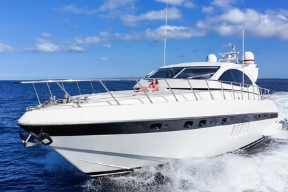 Noleggio Yacht a motore Overmarine MANGUSTA 72 Ibiza