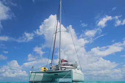 Location Catamaran Fountaine Pajot Athena 38 Moorea