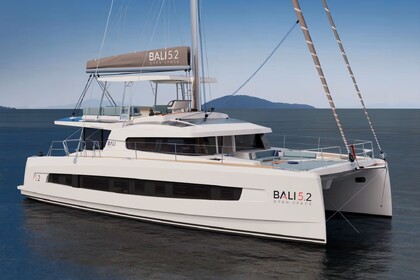 Miete Katamaran Catana Group Bali 5.2 - 6 + 2 cab. Alimos