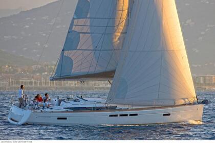 Rental Sailing yacht  Sun Odyssey 519 Santa Maria di Leuca
