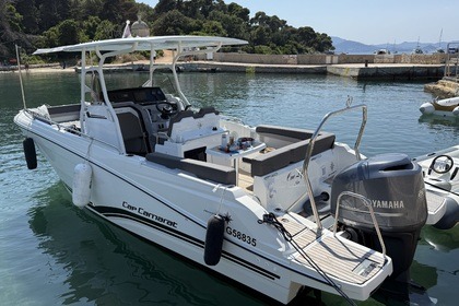 Hire Motorboat Jeanneau Cap Camarat 7.5 CC série 3 Cannes