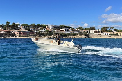 Alquiler Lancha Invictus 190 FX Calella de Palafrugell