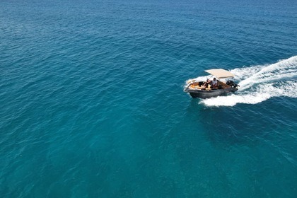 Charter Motorboat Karel F19 Sisi