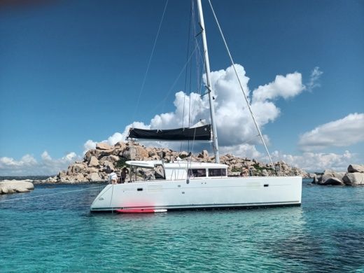 Propriano Catamaran Lagoon Lagoon 450f alt tag text