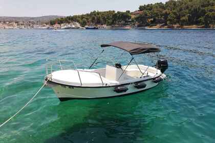 Charter Motorboat Betina 500 Open Brač