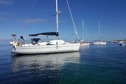 Charter Sailboat BENETEAU cyclade 39.3 Loctudy