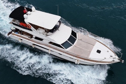 Charter Motorboat Fairline Custom Antalya
