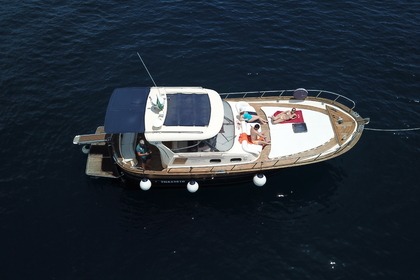 Hire Motorboat Fratelli Aprea Sorrento 36 HT Catania