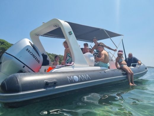 Порто-Веккьо RIB Qingdao haohai Moana 760 alt tag text