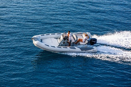 Hire RIB Cayman Yacht Cayman 21 Sport Tropea