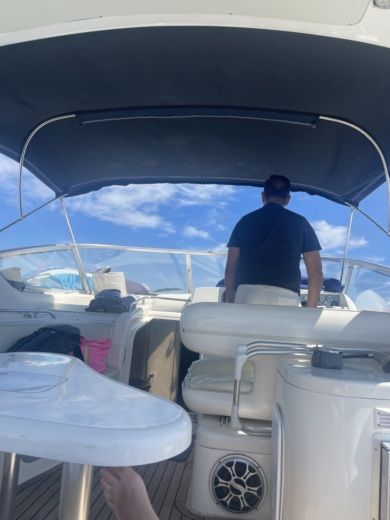 Catane Motorboat Sealine 360 Sport Ambassador alt tag text