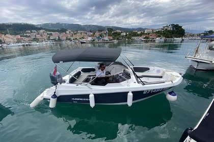 Rental Motorboat Husaria 570 Rab