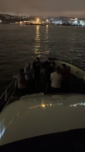 Lisbonne Motor Yacht Spertini Alalunga alt tag text