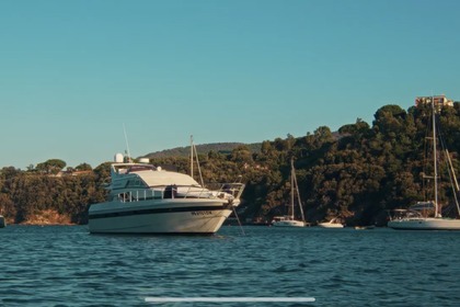 Miete Motorboot Mochi Craft Mochi 46 Fly Viareggio